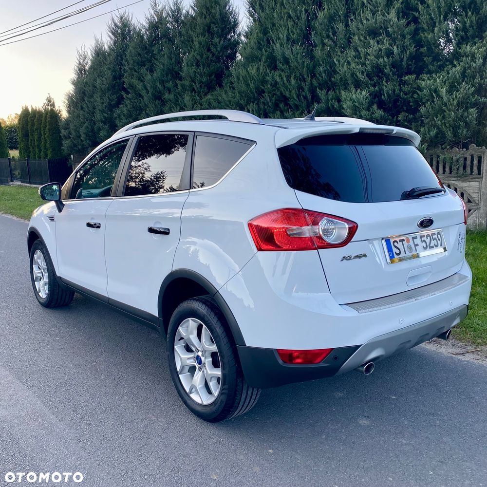 Ford Kuga 2.0 TDCi 2x4 Champions Edition - 4