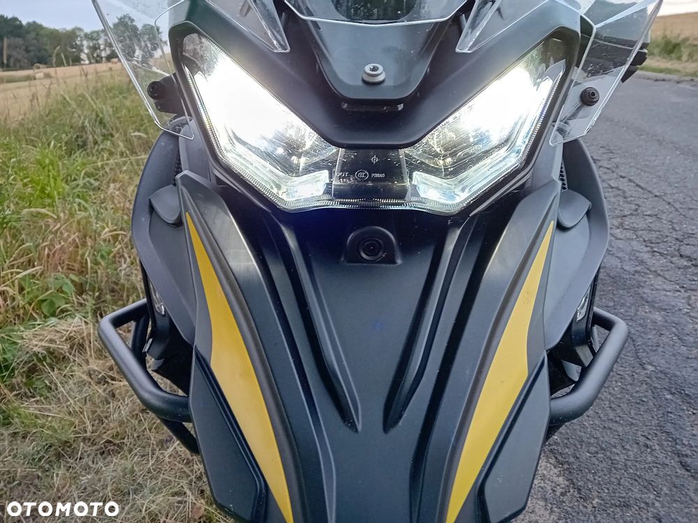 QJMOTOR SRT900SX - 17