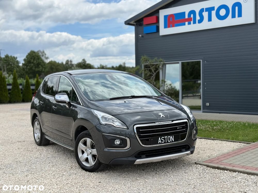 Peugeot 3008 Hybrid4 - 4
