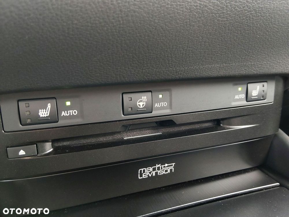 Lexus ES 300h F Sport - 19