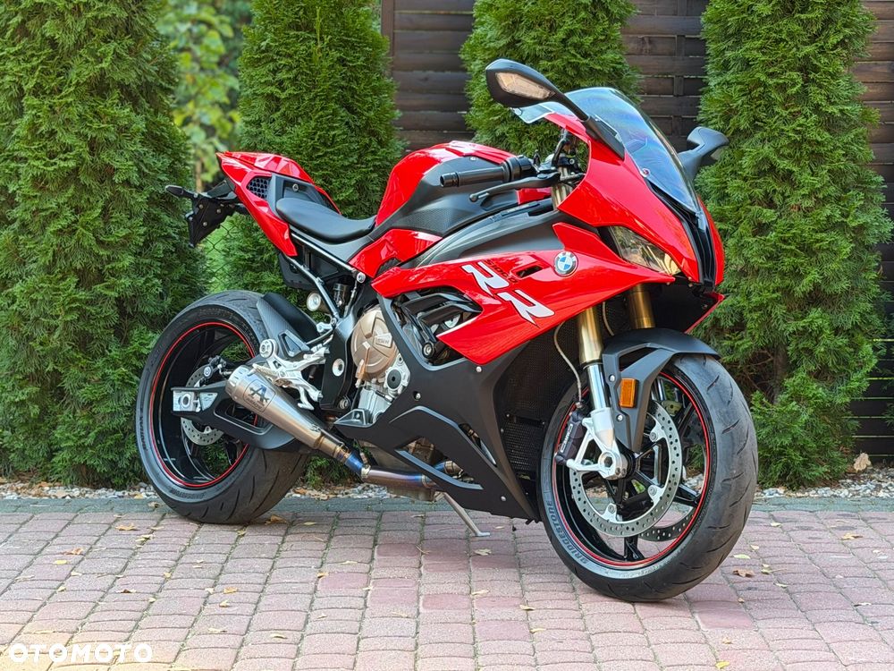 BMW S