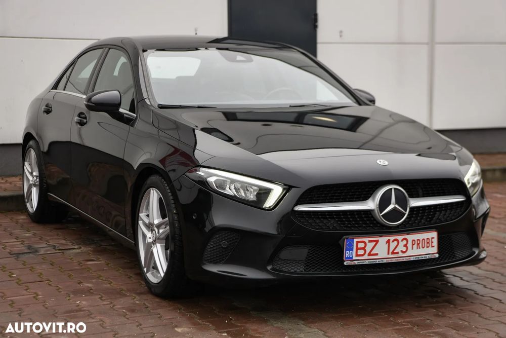 Mercedes-Benz A 180 d Sedan 7G-DCT - 21