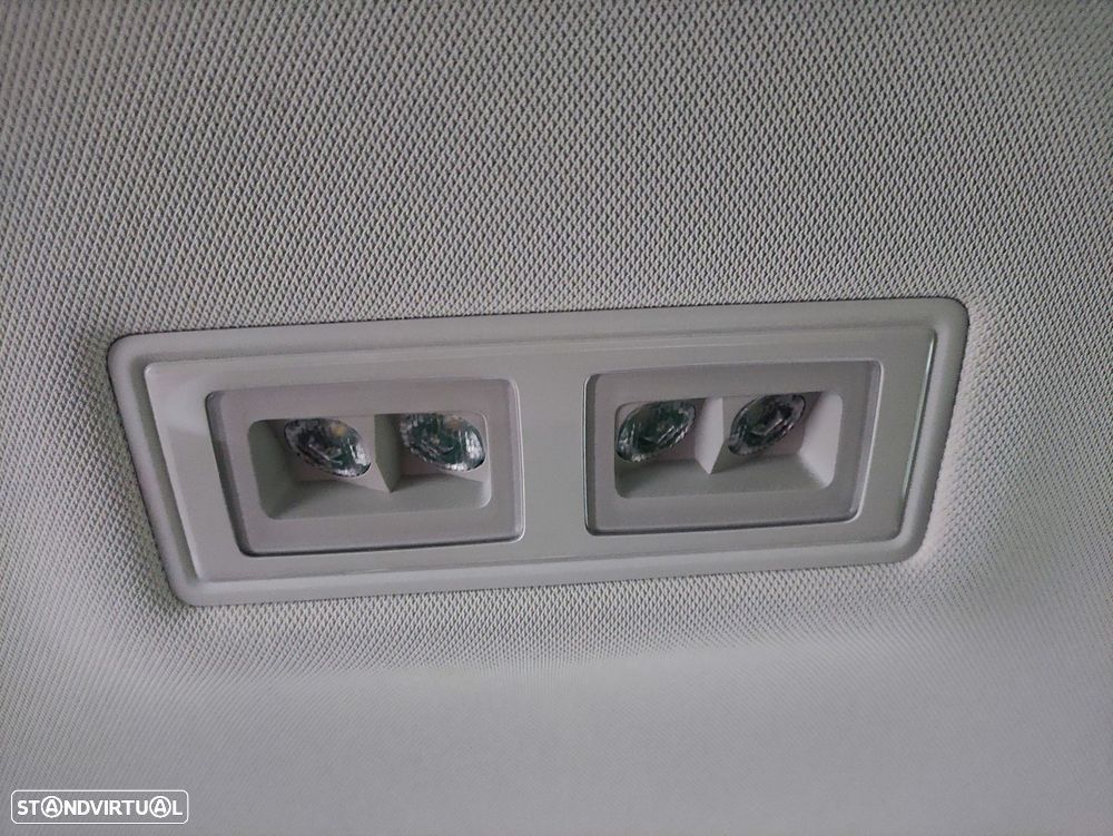 VW Golf 2.0 TDI Life - 33