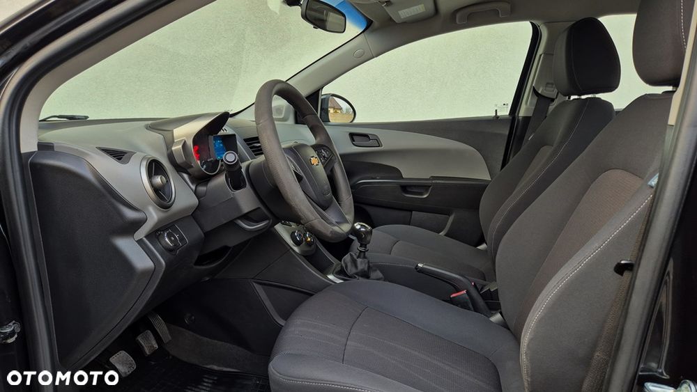 Chevrolet Aveo 1.4 16V Plus - 12