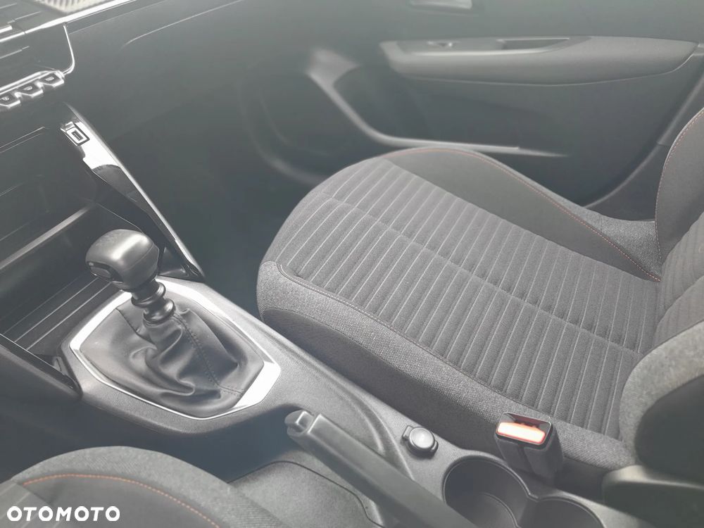 Peugeot 208 1.5 BlueHDi Allure S&S - 19