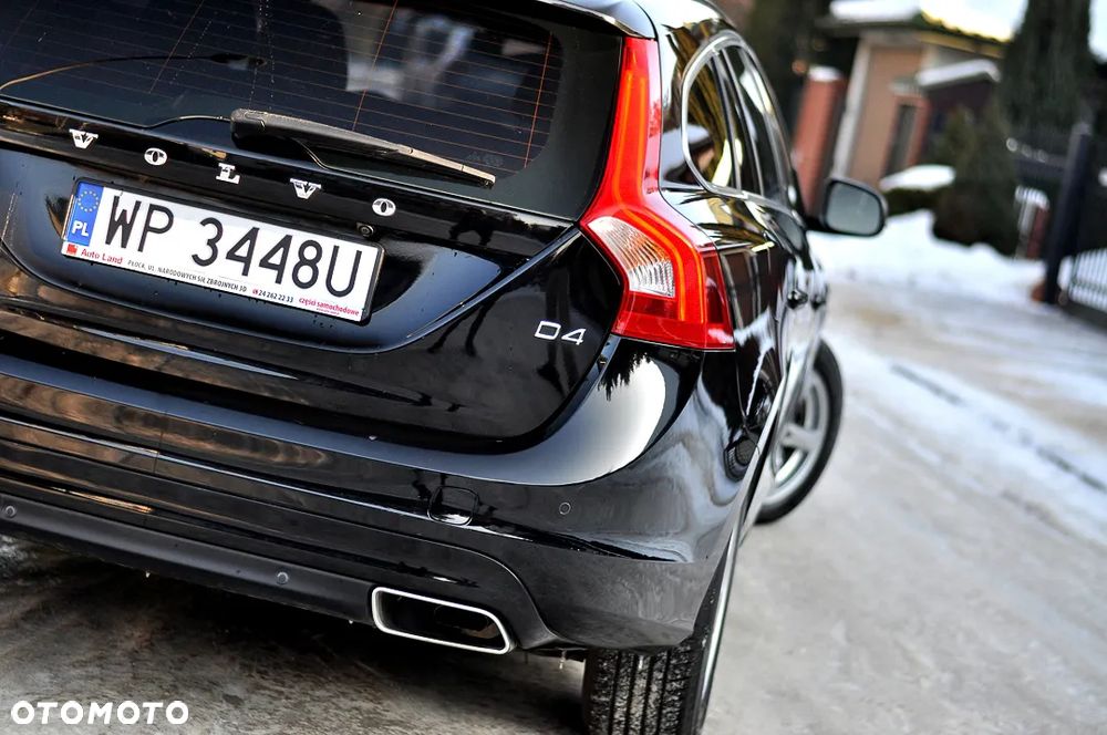 Volvo V60 D4 Geartronic Summum - 15