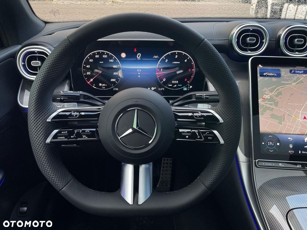 Mercedes-Benz GLC - 19