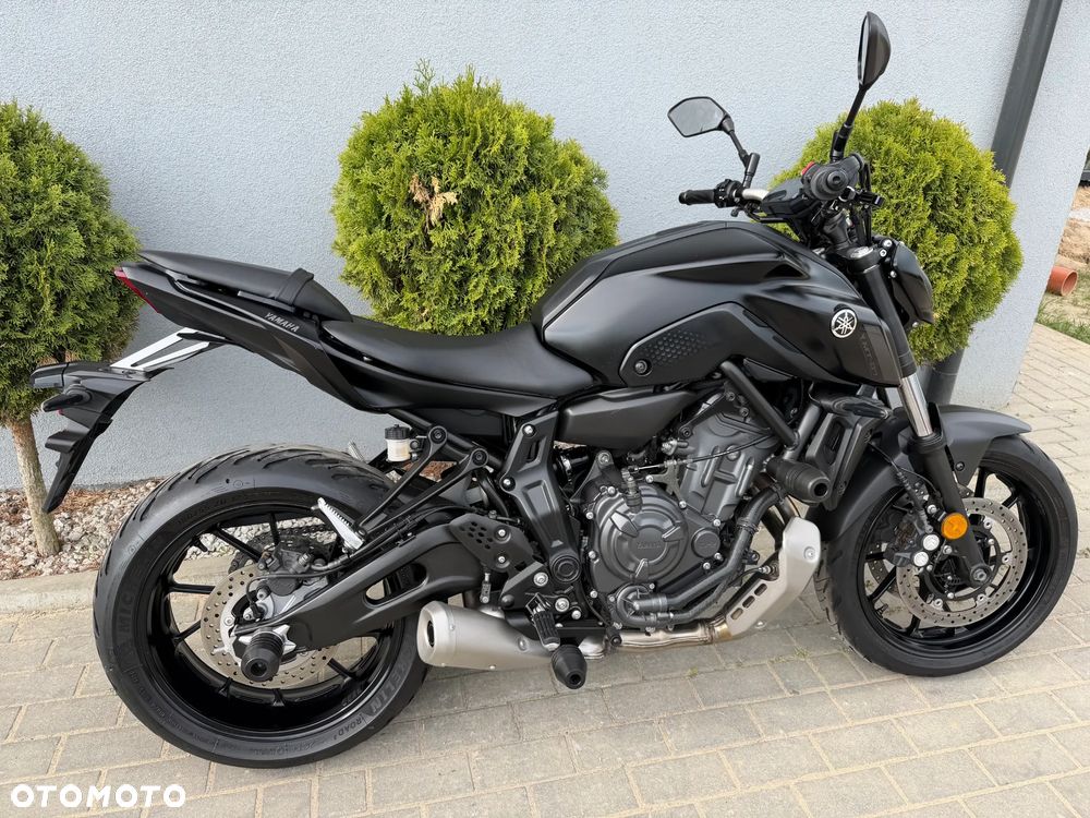 Yamaha MT - 16
