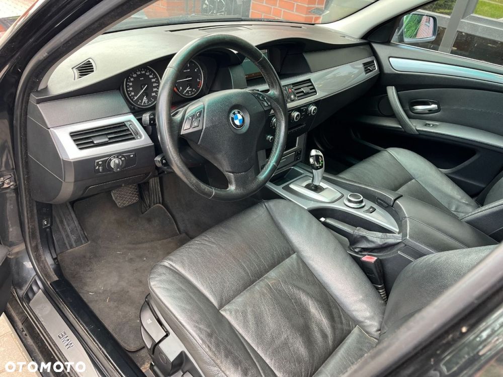BMW Seria 5 520d - 8
