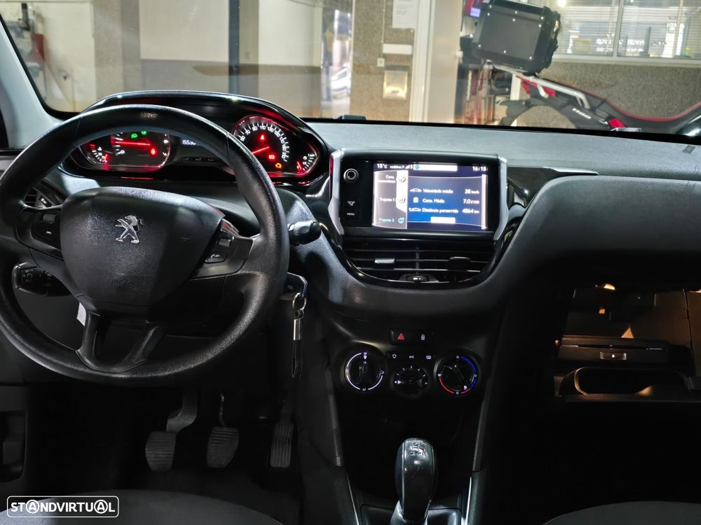 Peugeot 208 1.2 VTi Allure - 20