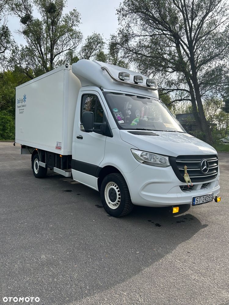 Mercedes-Benz Sprinter 319 - 5