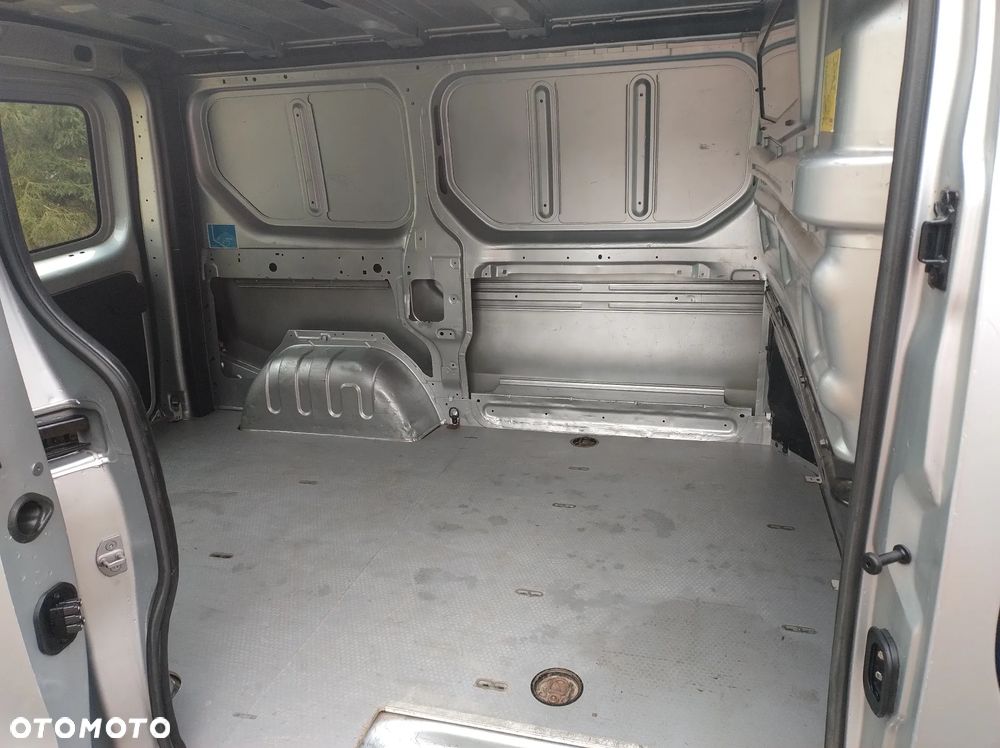 Opel VIVARO - 21