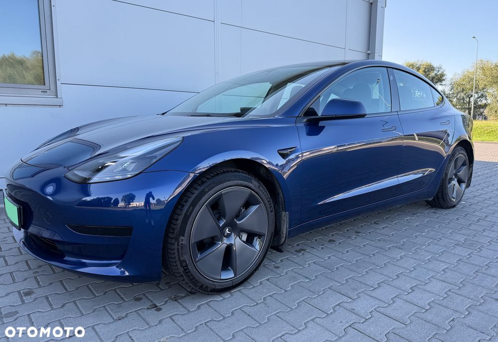 Tesla Model 3 RWD - 2