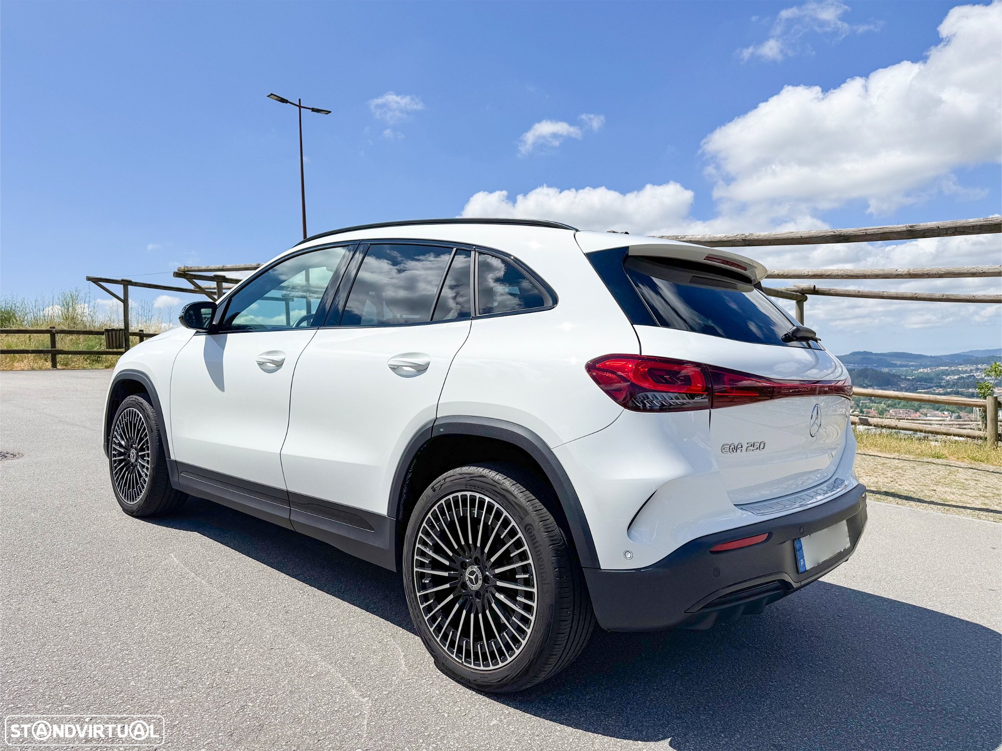 Mercedes-Benz EQA 250 AMG Line - 3
