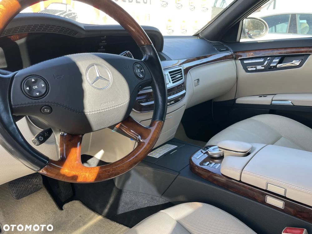 Mercedes-Benz Klasa S 500 4Matic 7G-TRONIC - 11