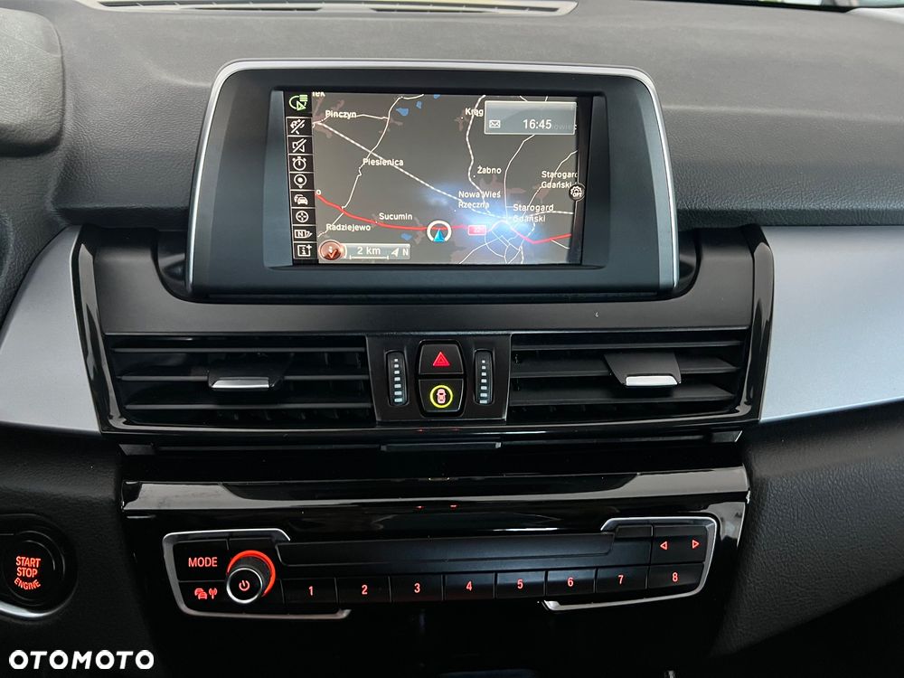 BMW Seria 2 218d Sport-Aut Luxury Line - 34