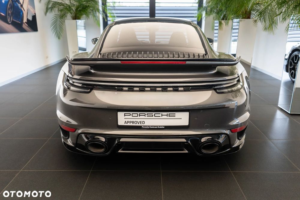 Porsche 911 Turbo S - 6