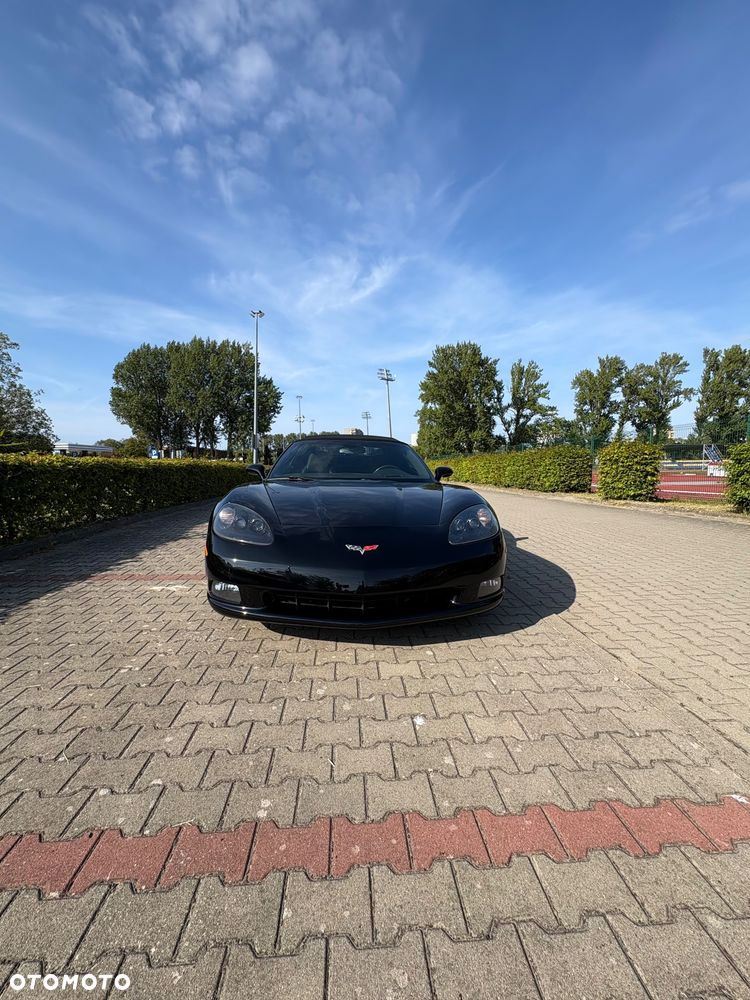 Chevrolet Corvette - 8