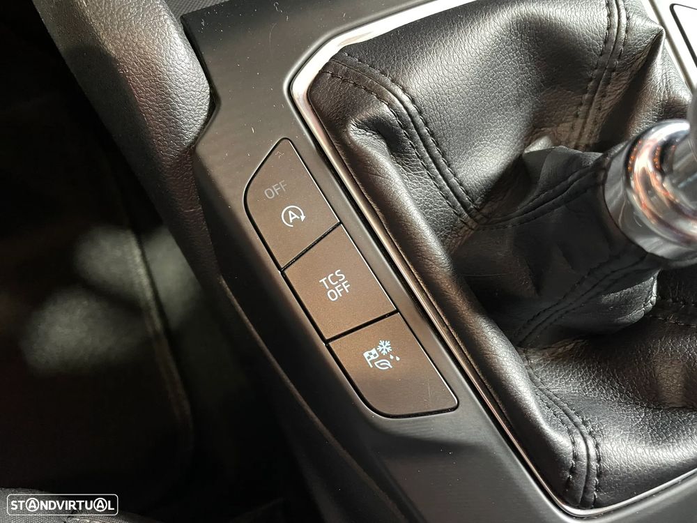Ford Focus 1.0 EcoBoost S&S ACTIVE DESIGN - 27