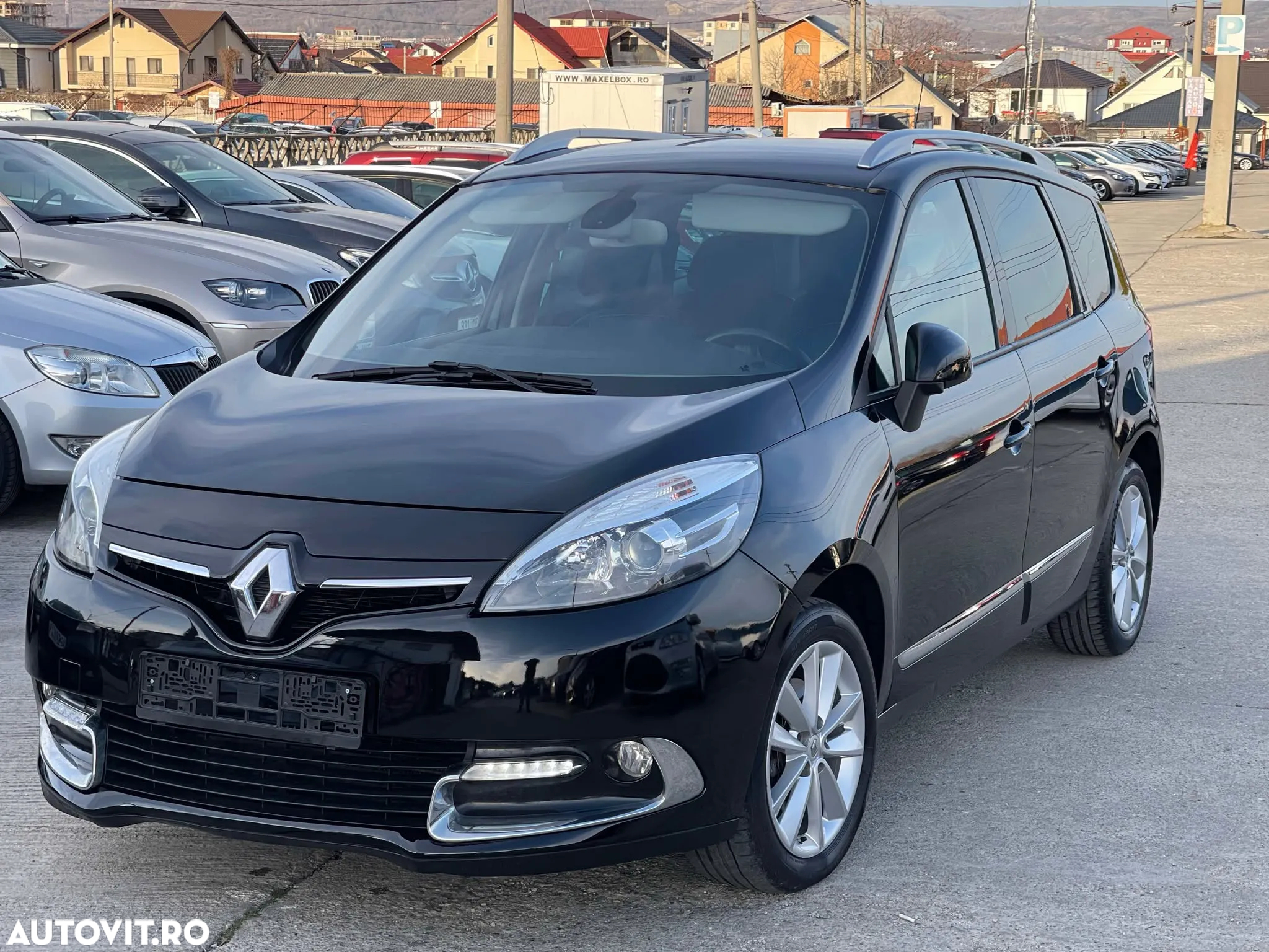 Renault Grand Scenic 1.6 dCi Stop&Start Energy Privilege - 24