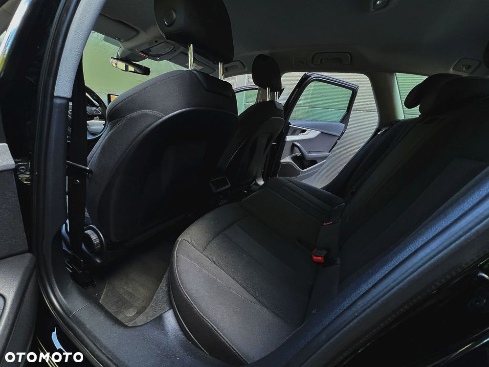 Audi A4 Avant 40 TDI S tronic design - 21