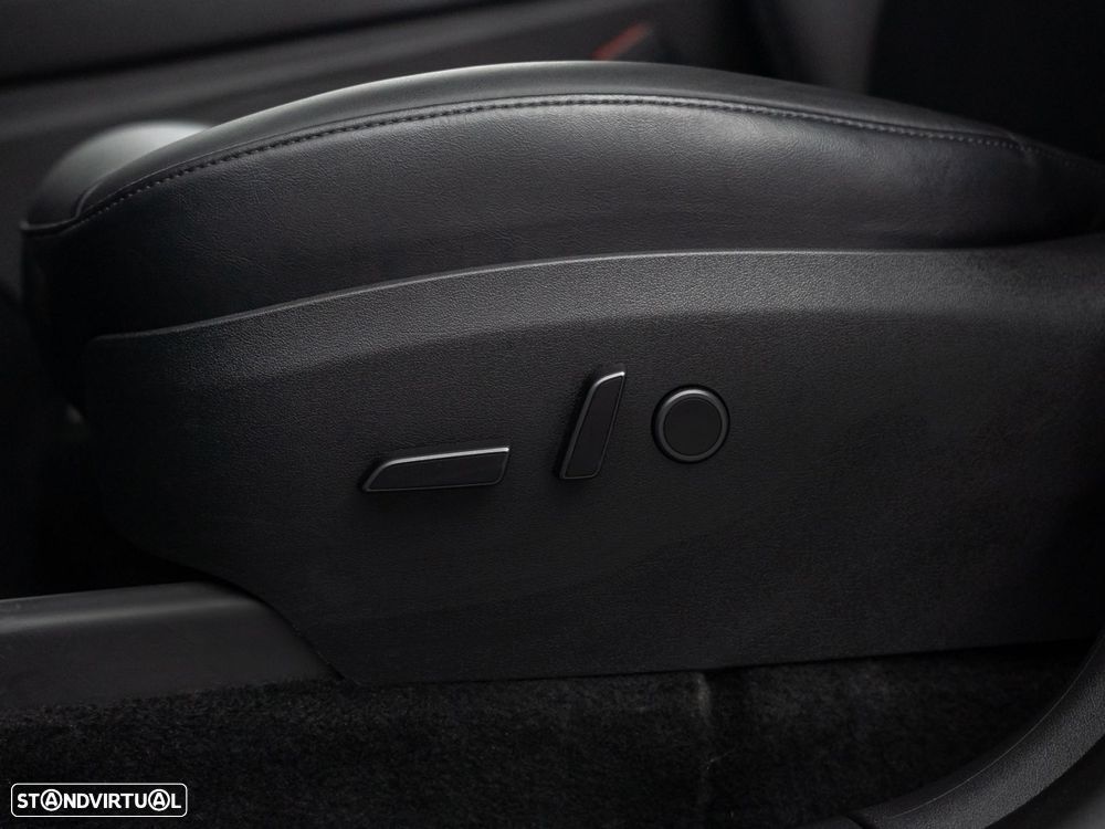 Tesla Model Y Long Range Tração Integral - 19
