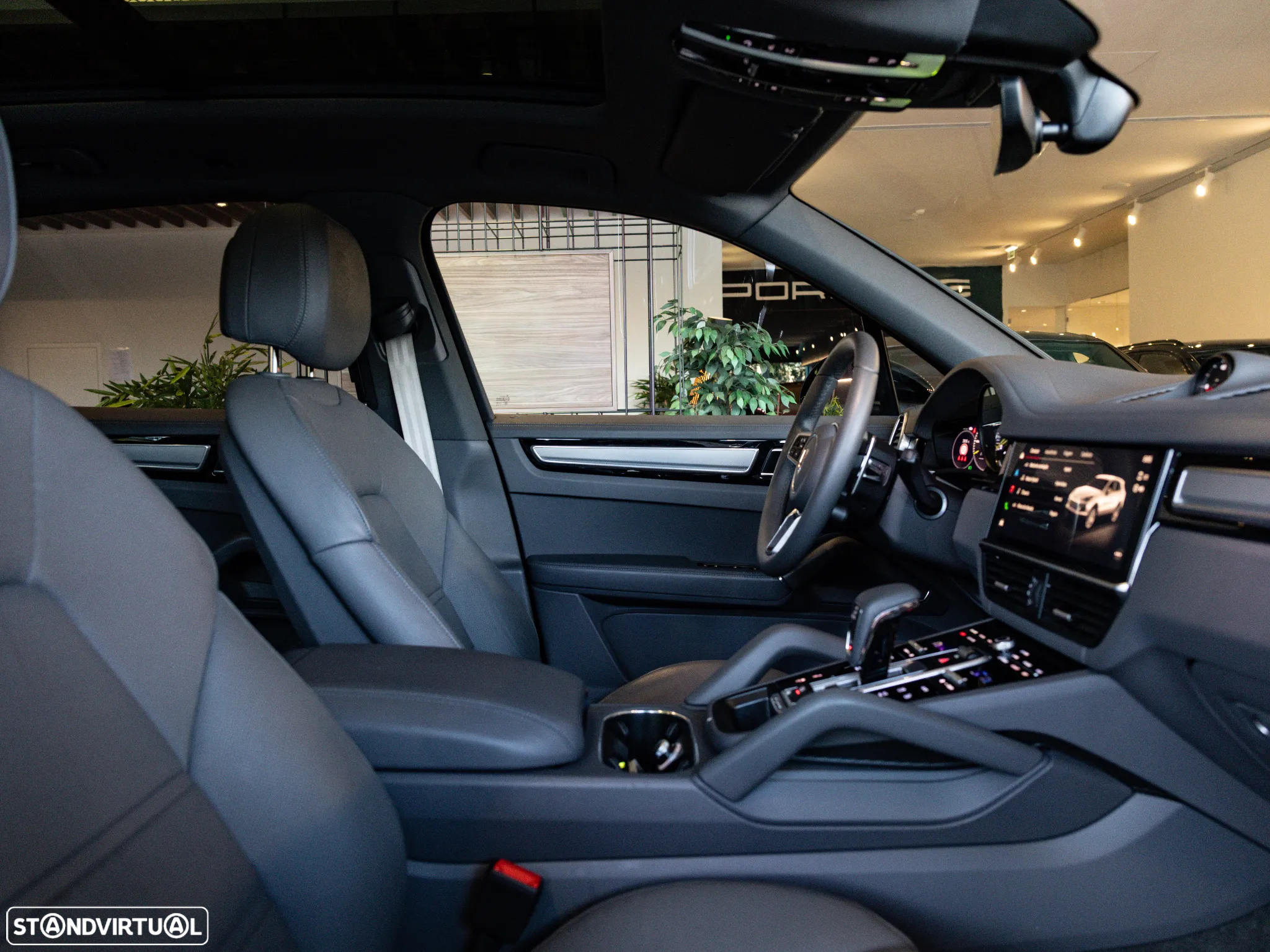Porsche Cayenne E-Hybrid Platinum Edition - 46