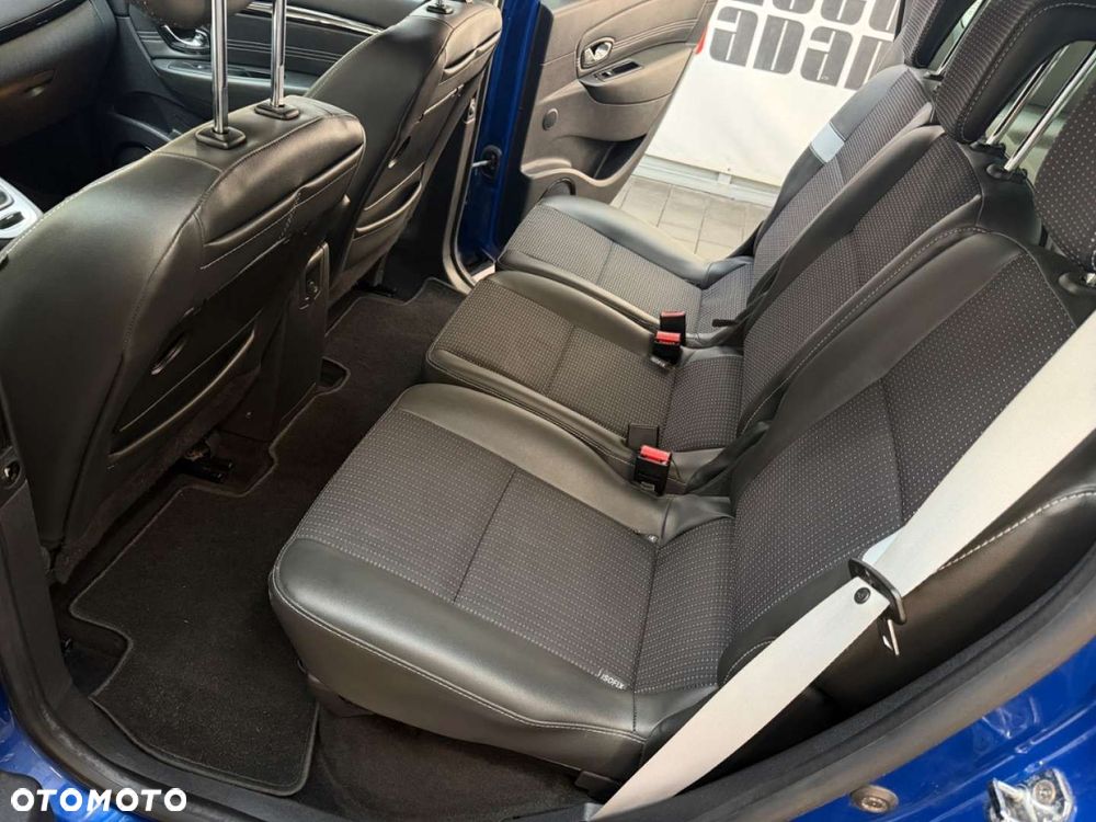 Renault Scenic - 32