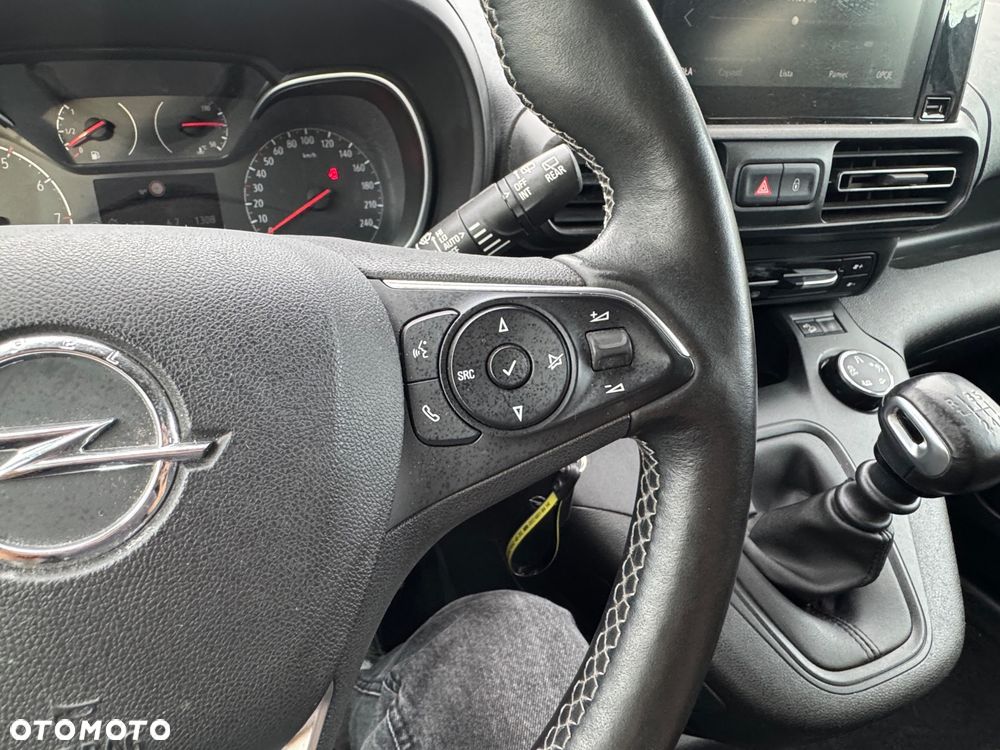 Opel Combo 1.2 Turbo Start/Stop - 27