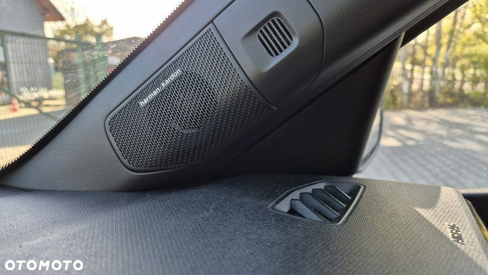 Renault 5 52kWh Comfort Range Techno - 14