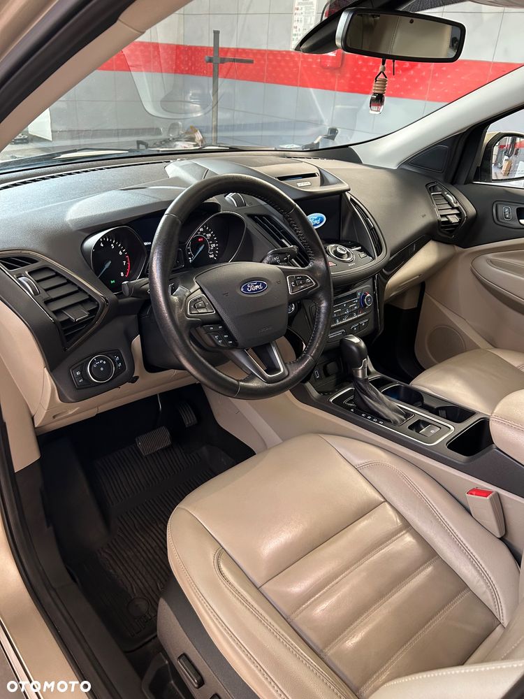 Ford Escape - 18