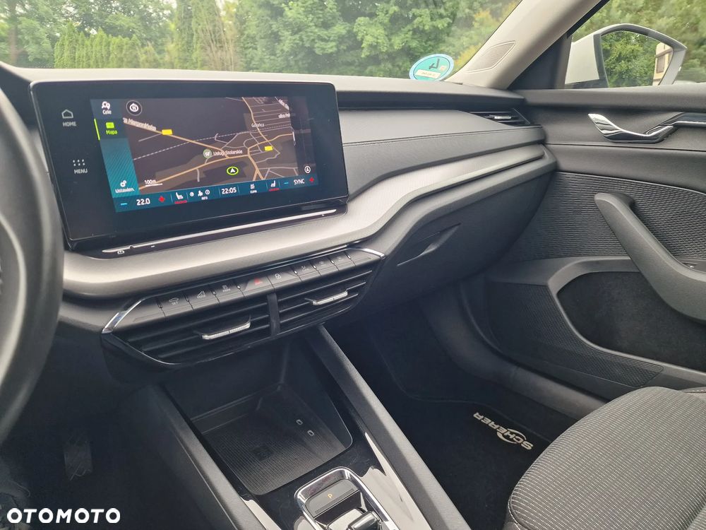 Skoda Octavia 2.0 TDI DSG Premium Edition - 16