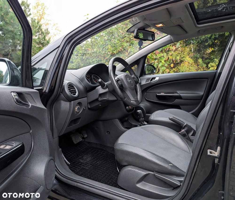 Opel Corsa 1.4 16V Automatik Cosmo - 6