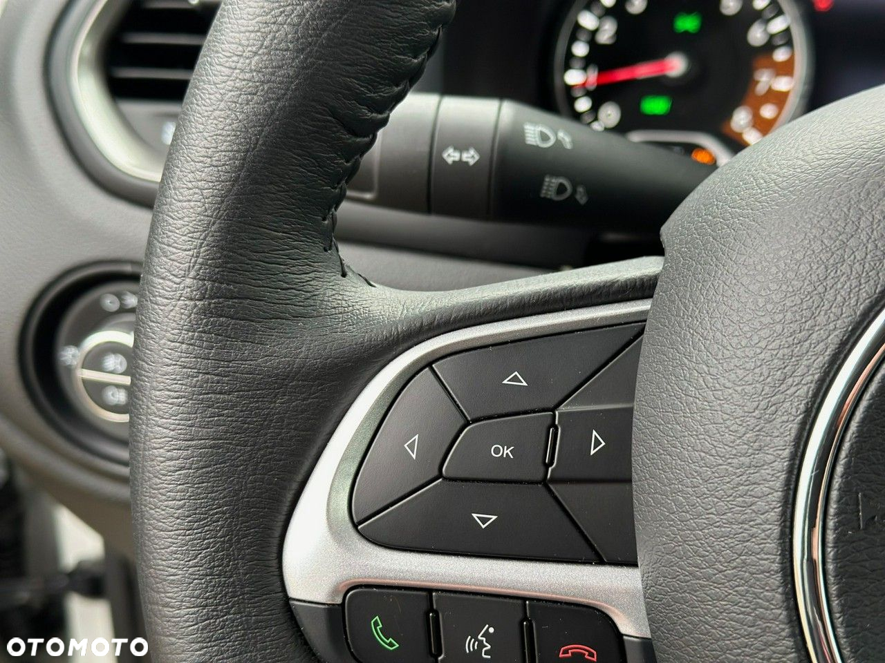 Jeep Renegade - 21
