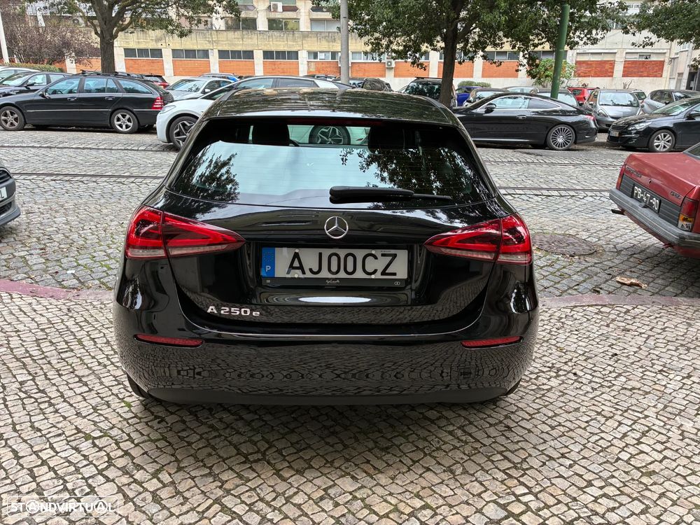 Mercedes-Benz A 250 e Style Plus - 6