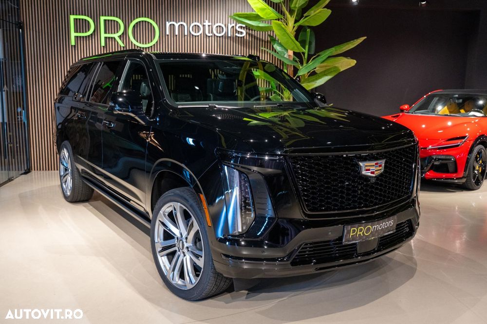 Cadillac Escalade - 1