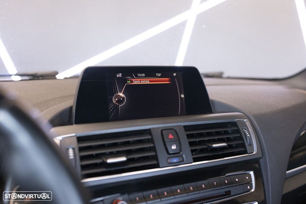BMW 218 i Coupe Pack M - 20