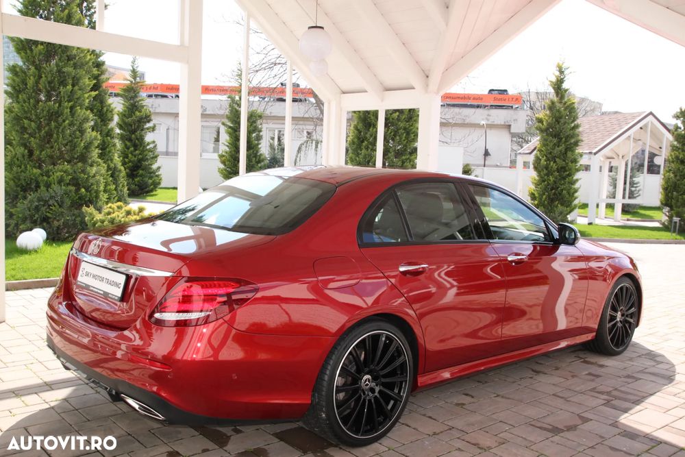 Mercedes-Benz E 200 4MATIC Aut. - 28