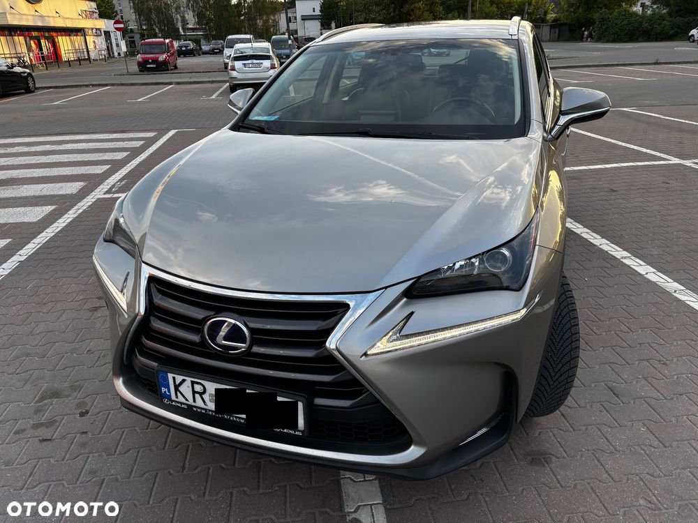 Lexus NX 300h Elegance AWD - 3