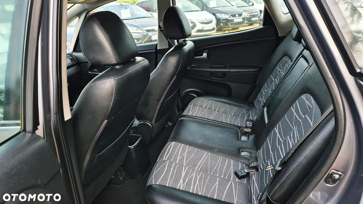 Kia Venga 1.4 XL - 28