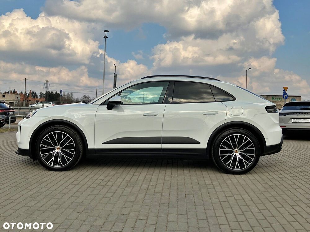 Porsche Macan - 3