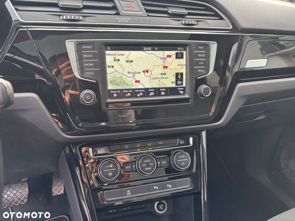 Volkswagen Touran 2.0 TDI BMT Comfortline Plus DSG - 16