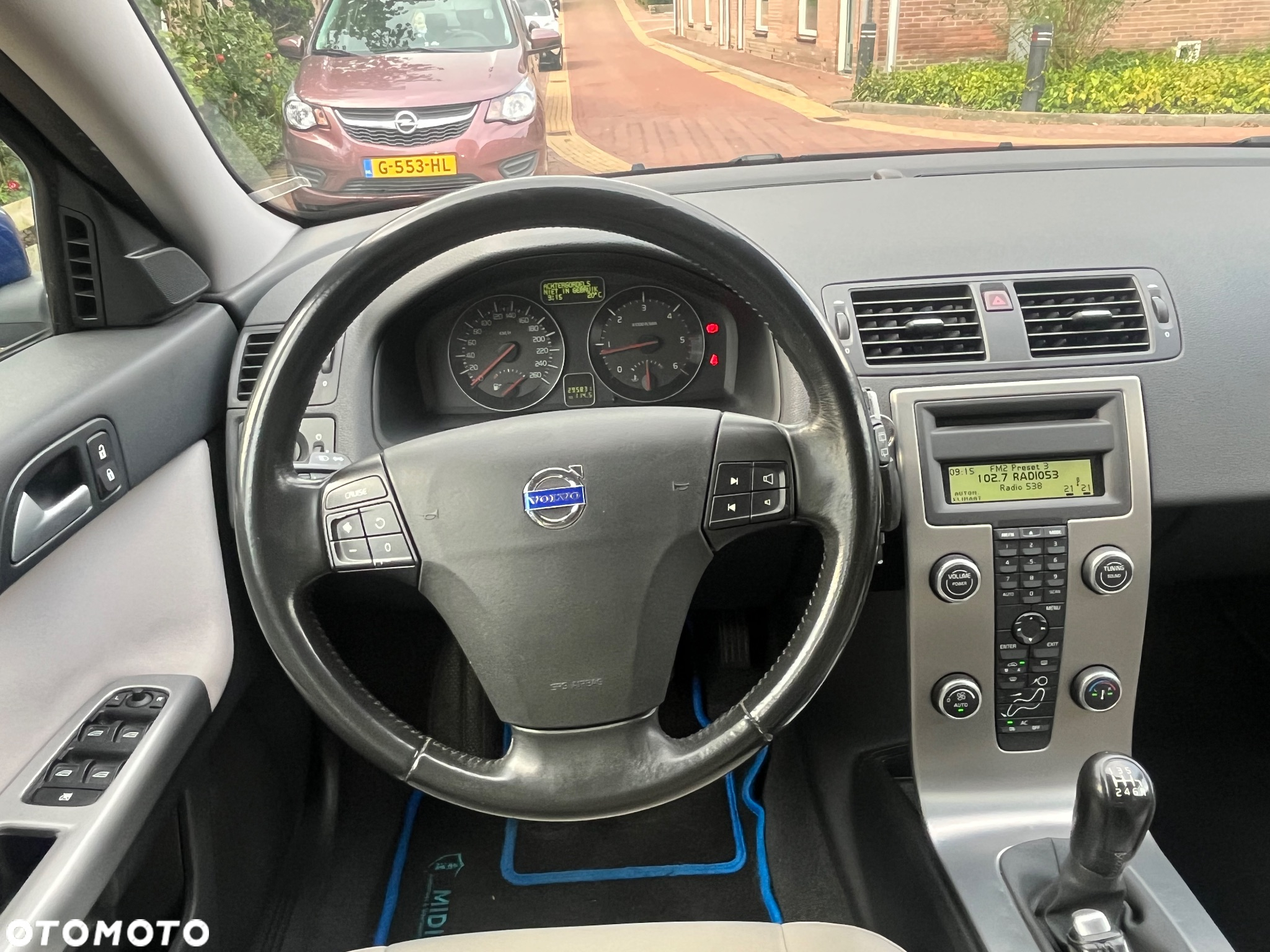 Volvo V50 D5 Momentum - 6