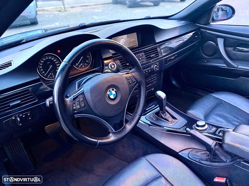 BMW 335 i Auto - 18