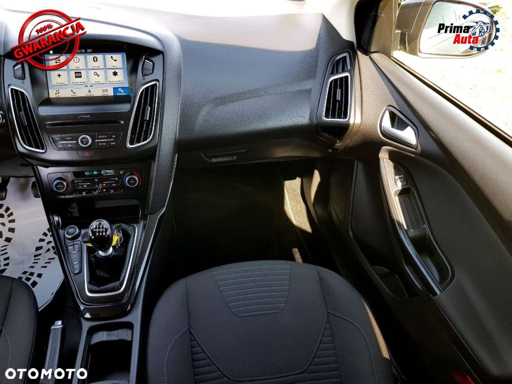 Ford Focus 1.0 EcoBoost Titanium Style - 25