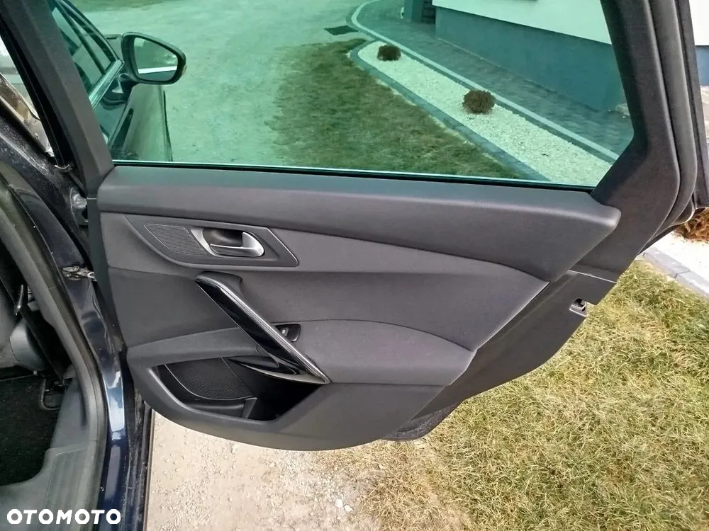 Peugeot 508 2.0 BlueHDi Allure S&S - 26