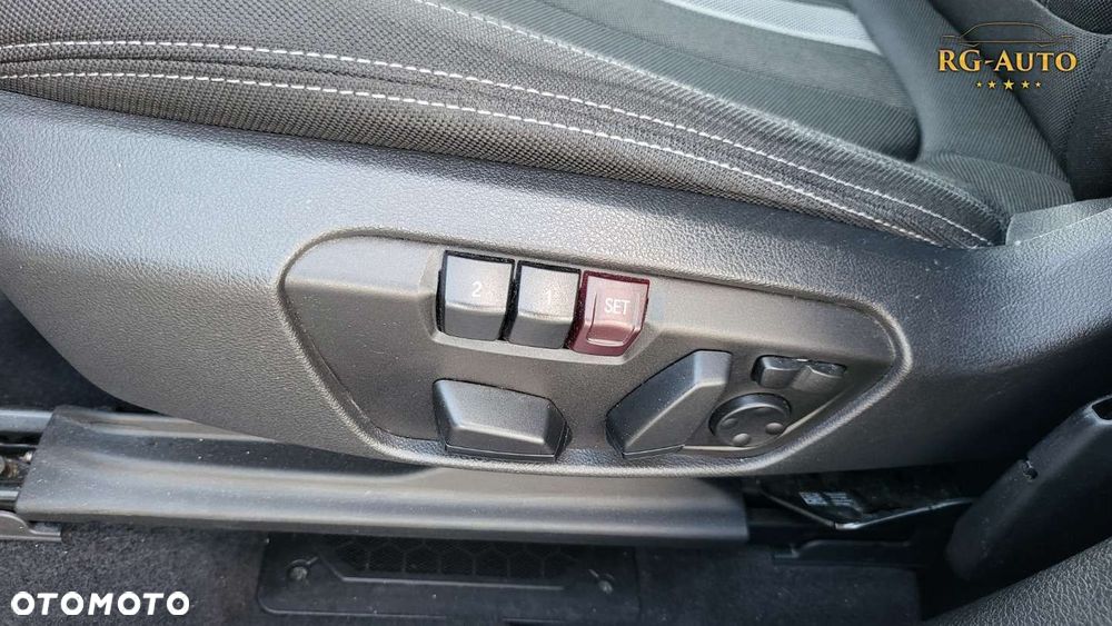 BMW Seria 2 - 37