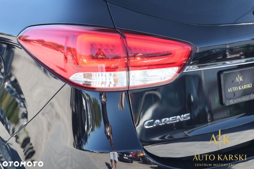 Kia Carens - 17
