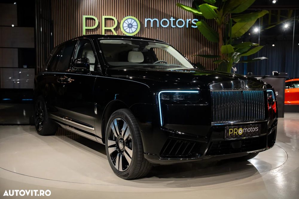 Rolls-Royce Cullinan - 2