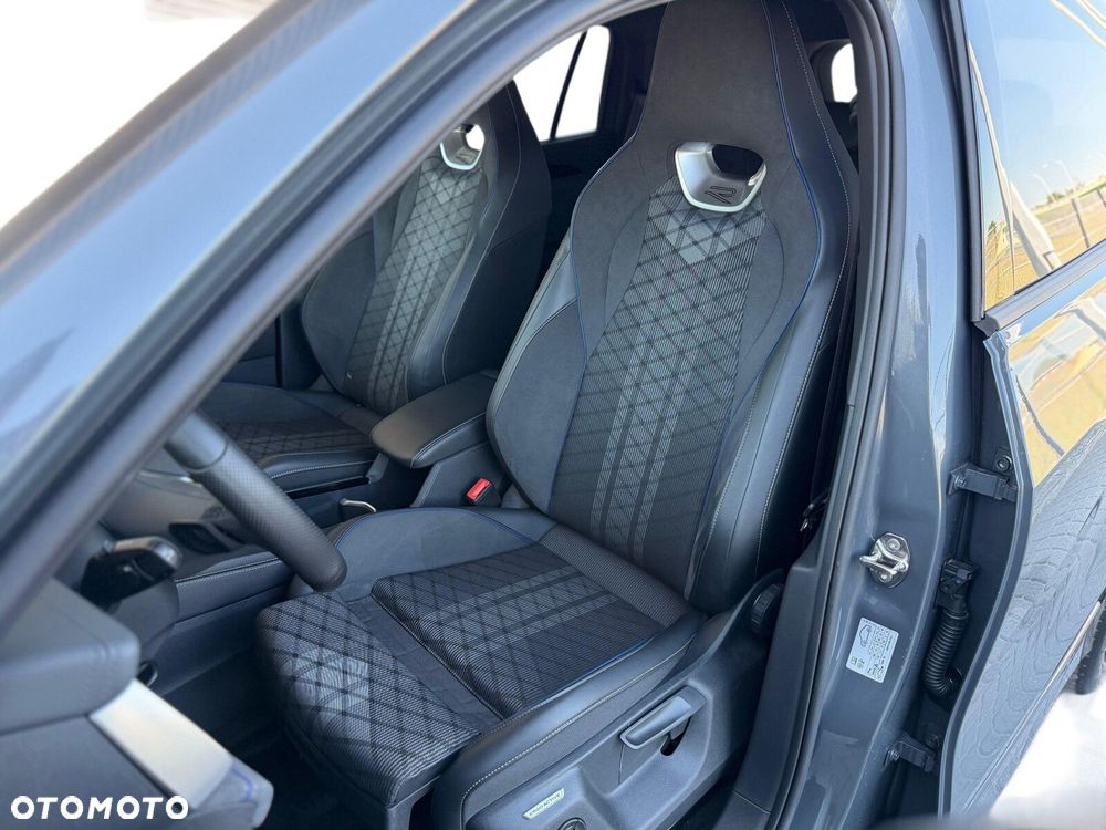 Volkswagen Tayron 2.0 TDI SCR 4Mot R-Line DSG - 22